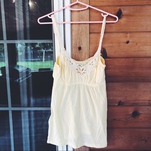 yellow lace tank